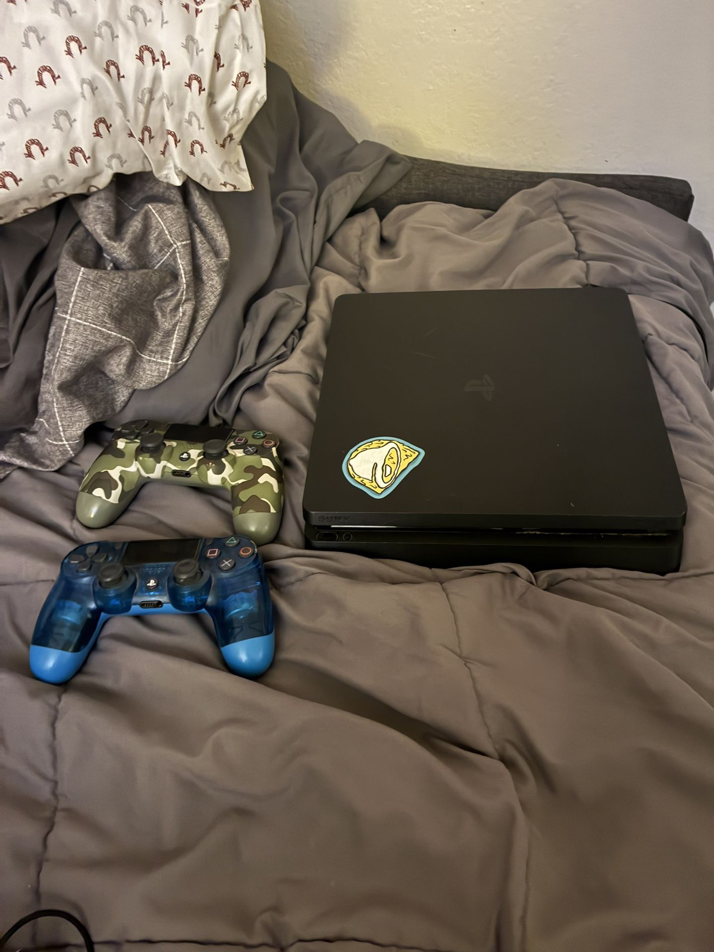 PS4 Slim