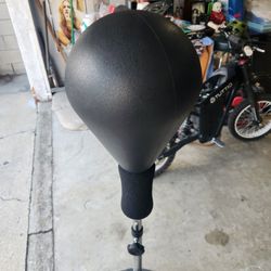 PUNCHING BAG