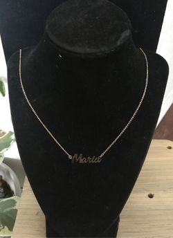 Gold pleated name necklace
