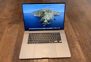 Apple MacBook Air 1.6GHz 13" Retina Display 8GB RAM 128GB SSD Gold 2019 with Intel Core i5 & Laptop Charger Accessory