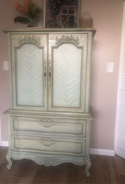 Piece of furniture