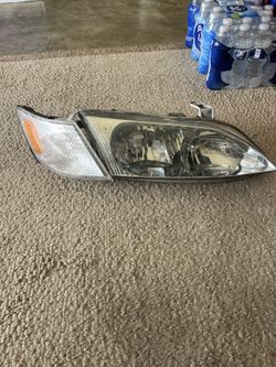1997 Lexus ES300 Headlights