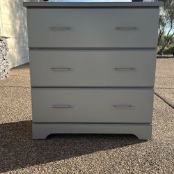Small Three Drawer Dresser