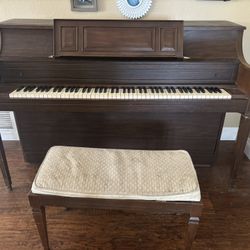 Free piano
