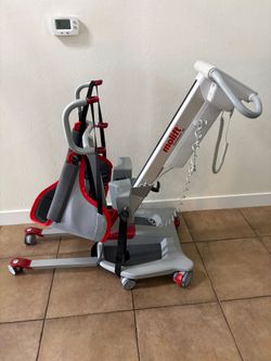 Molift Quickriser 205 Sit-to-Stand patient lift