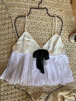 New Forever 21 women’s sleeveless top