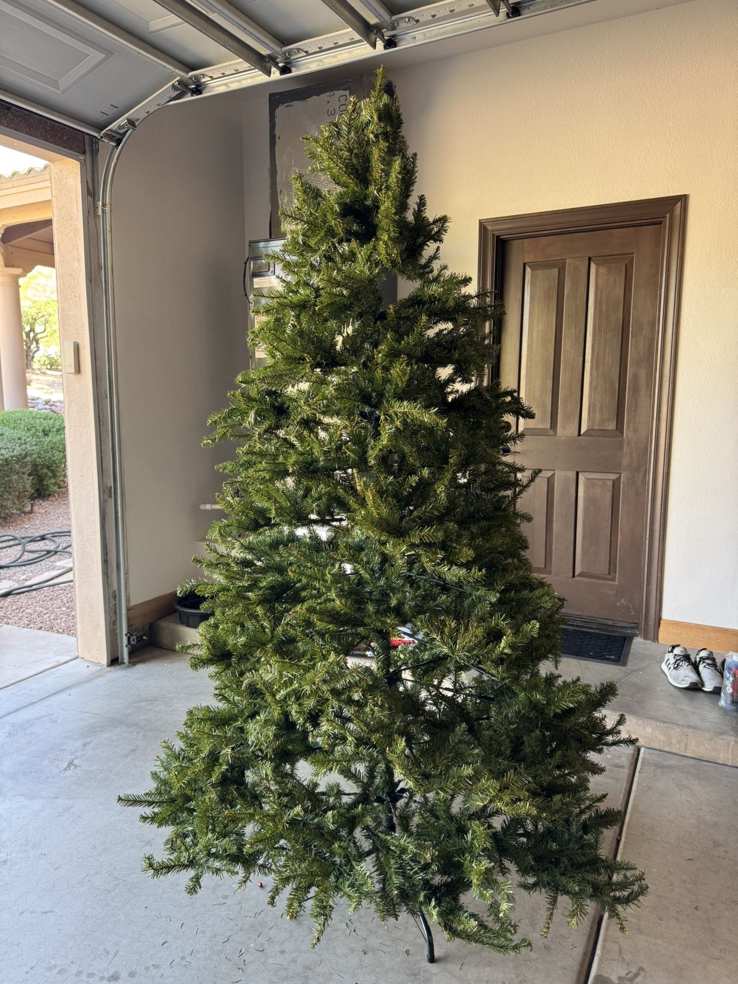 7’ Artificial Christmas Tree