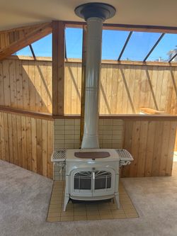 Encore wood burning stove