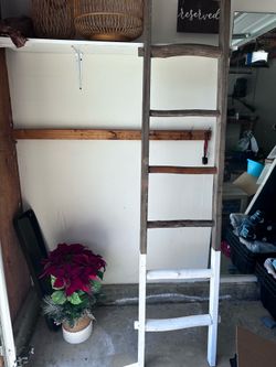 Decorative ladder