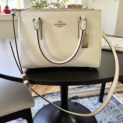 Coach Purse And Matching Wallet -white