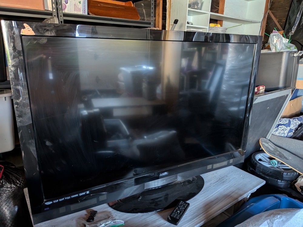 Large Working TV