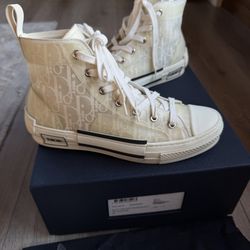 Dior sneakers