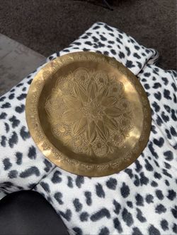 10" vintage brass floral engraved plate, round, heavy!
