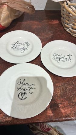 3 poetic plates