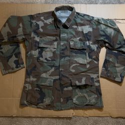 US Military Woodland Combat Coat, Size Medium - Long