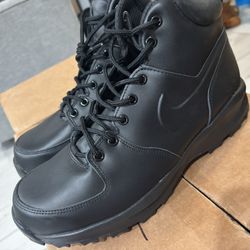 Nike Work Boots Size 9