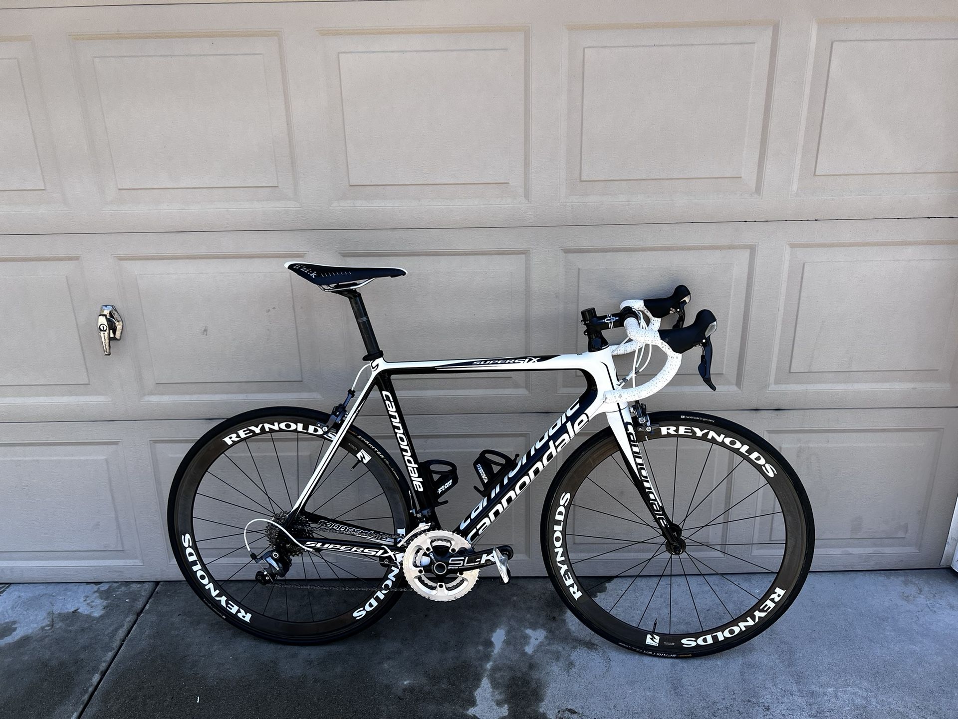 Cannondale Supersix 56cm W/carbon Wheels 10spd