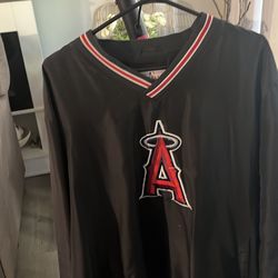 Angel’s crew neck vintage