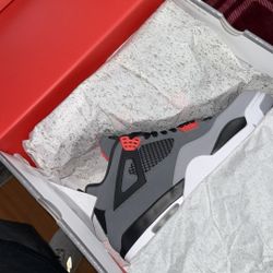 Jordan 4 Infrared 