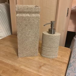 New Soap Dispenser and Vase Set
