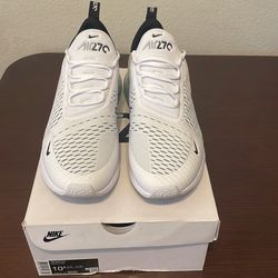 Nike AirMax270