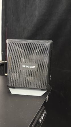 NETGEAR Nighthawk AC1900 (24x8) DOCSIS 3.0 WiFi Cable Modem Router Combo (C7000)