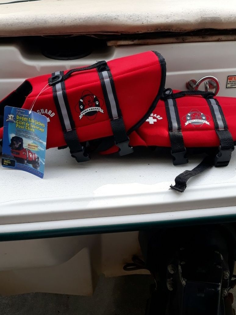Small Pet Life Vest.