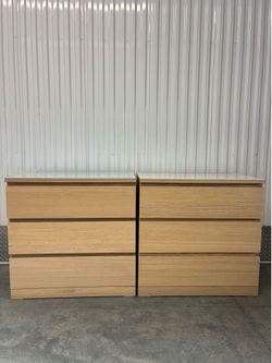 2 oak dressers