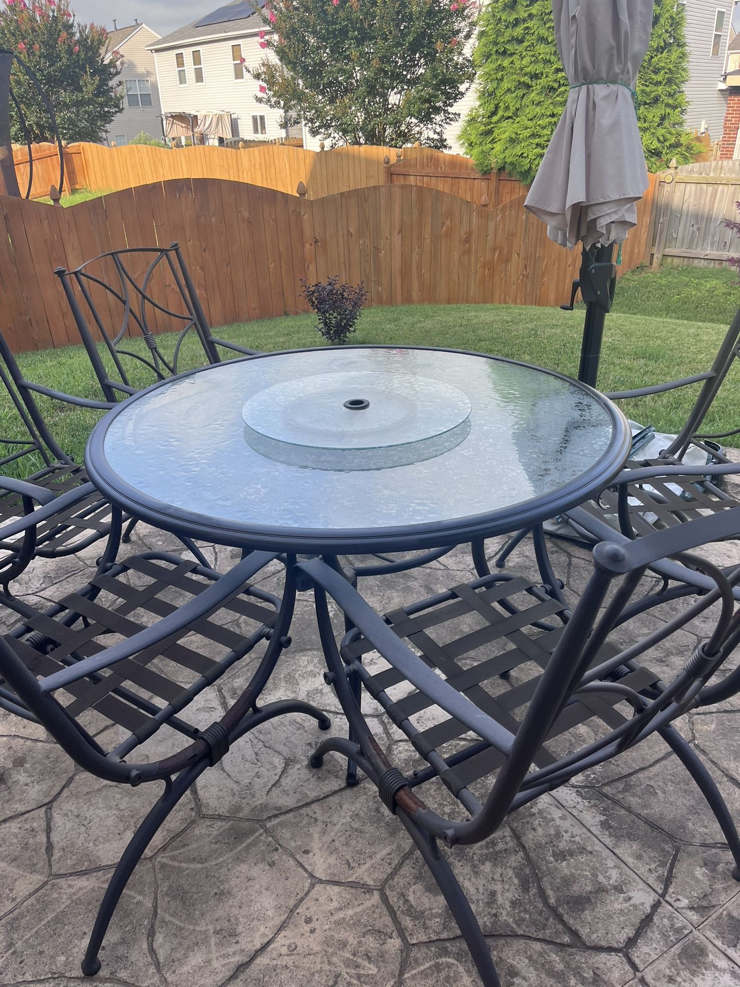 Outdoor Dining Table And 5 Chairs NO CUSHIONS
