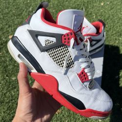 Sz 10 Jordan Retro 4s $70 FIRM NO TRADES