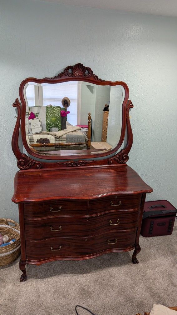 Victorian Full Size Bed Frame, Mattress And Box Spring. Matching Dresser 