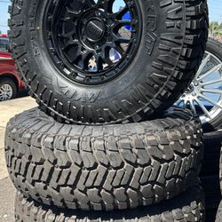 WHEELS KMC (558) 17x8.5 CHEVY TOYOTA TACOMA 
