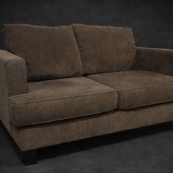 Living Spaces Loveseat- Great Condition