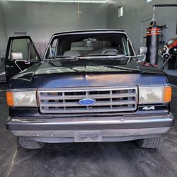 1991 Ford Bronco XLT - 5.8L V8 - $6,500 - Henderson