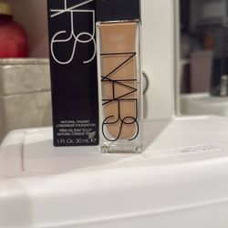 NARS Foundation 