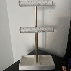 Necklace Holder 