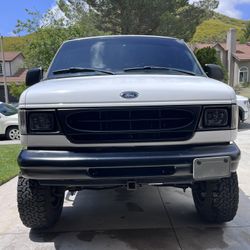 1999 Ford E350
