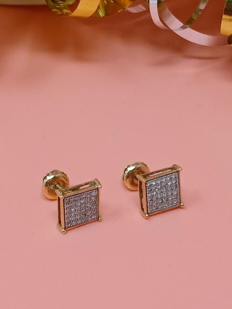 10K Yellow Gold & Diamond Earrings - .177 Carat T.W. 1.4g  (#22381)