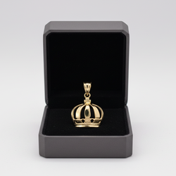 10K Yellow Gold Diamond Cut Crown Pendant