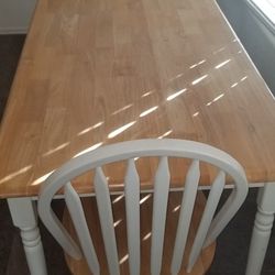 Nice 2 Person Table With Chairs - Very Sturdy
