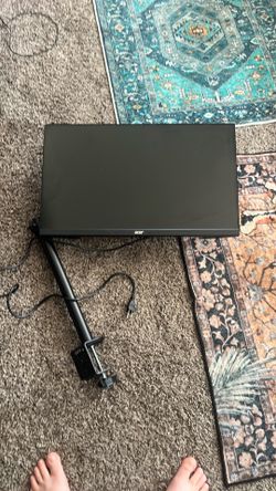 Acer monitor with table 360 mount