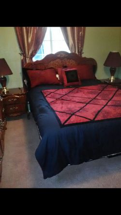 Queen bedroom set