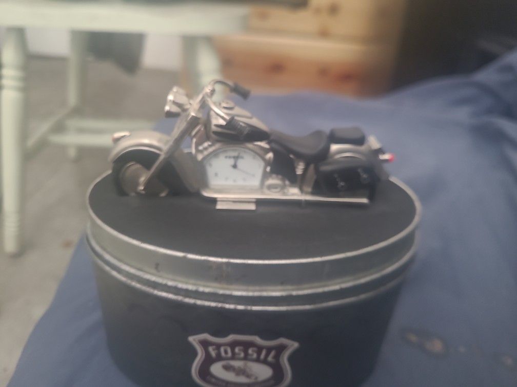 Fossil Limited Edition Timepiece Motorcycle Clock