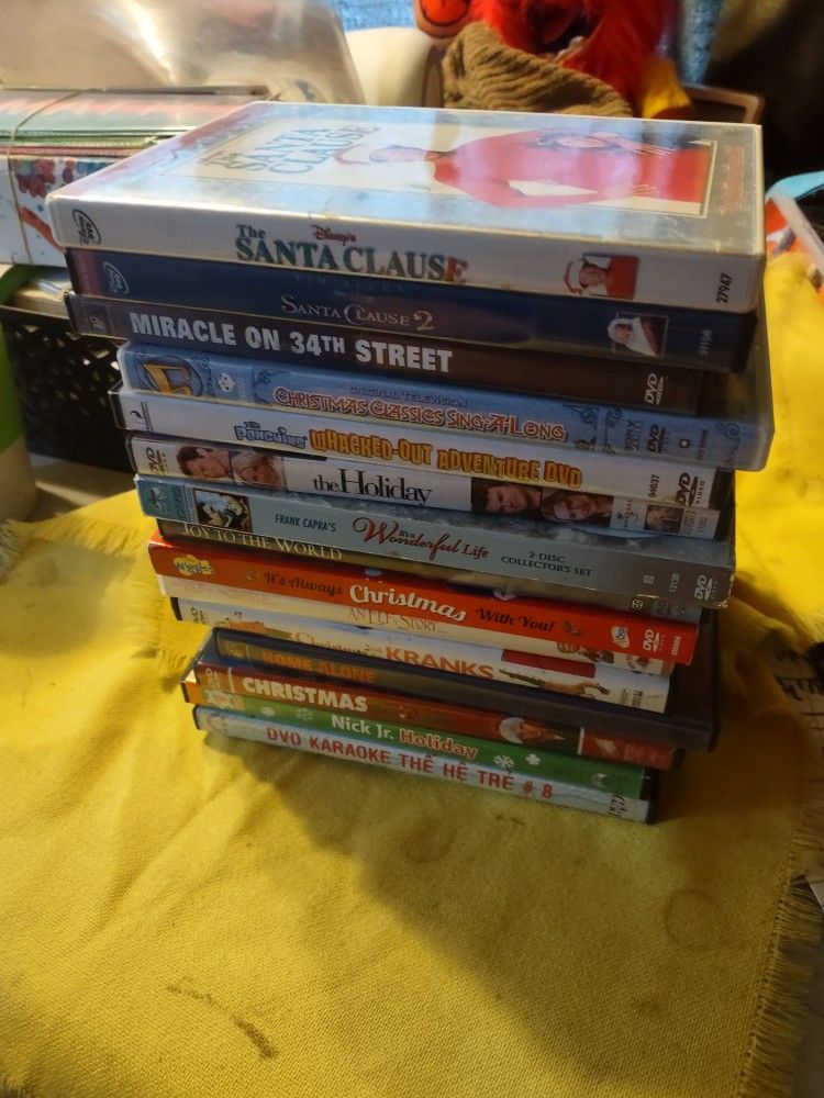 14 Christmas Movies Kids/Adults All In Good Shape Will Not Separate