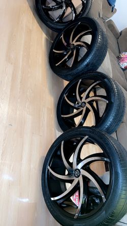 Massiv Rims And Tires Like New 22” 