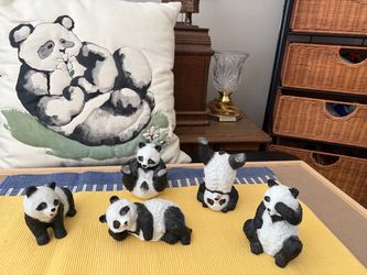 Ceramic Panda Bears & Matching Pillow