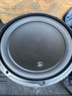 Jl Audio 12 w3 sub only. No box. FIRM PRICE $150