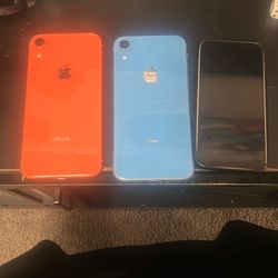 BUNDLE 2 IPHONE XRS AND 1 IPHONE 12 MINI