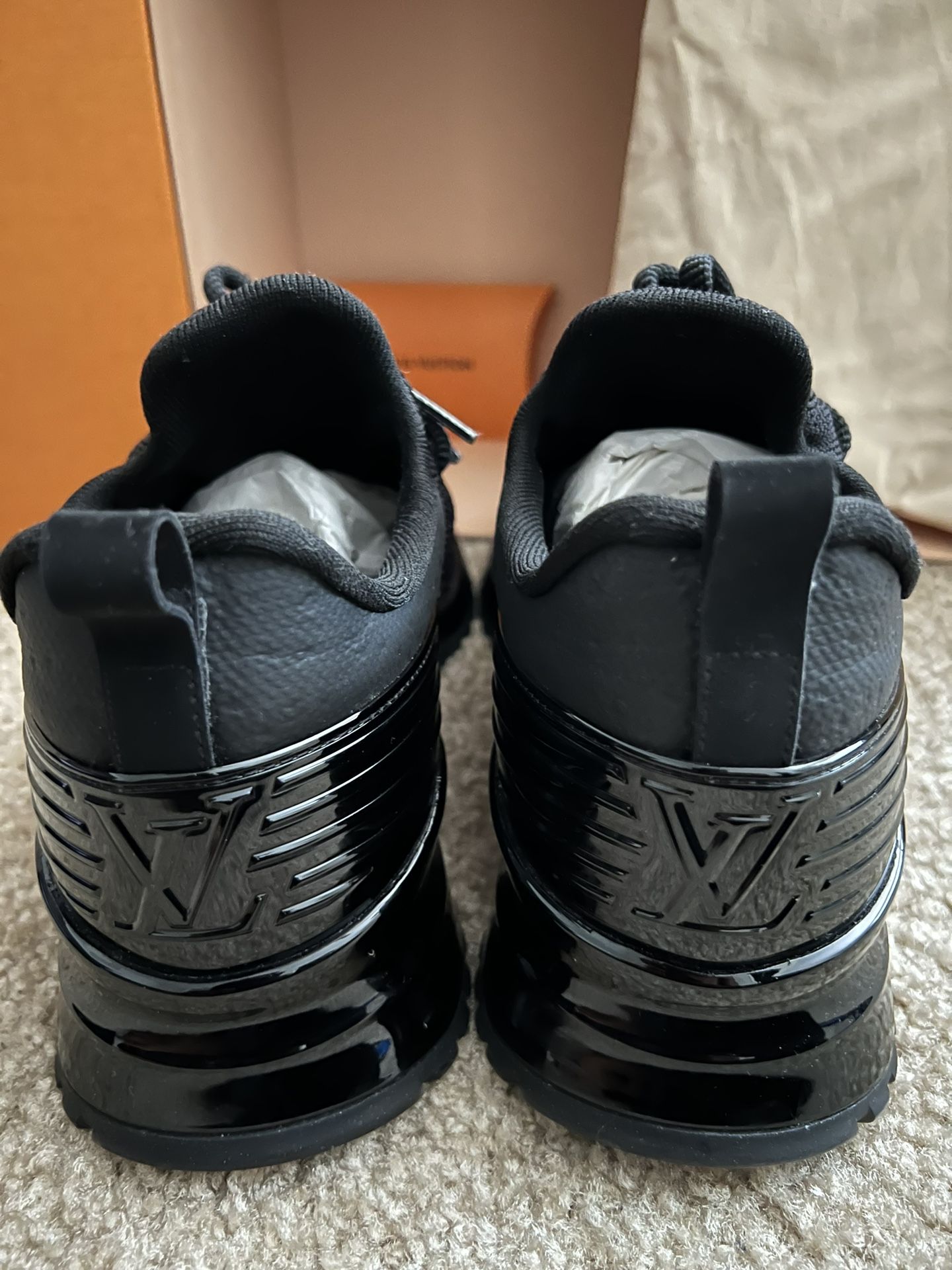 Authentic Black Louis Vuitton VNR Knit Sneakers for Sale in Houston, TX -  OfferUp