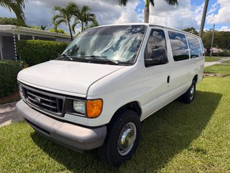 2006 Ford E-350